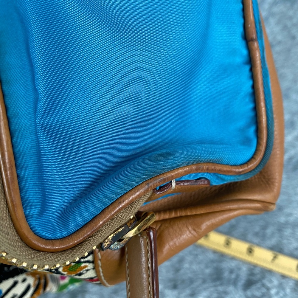🚫SOLD❌. 
Prada Venice bag - Picture 5 of 5